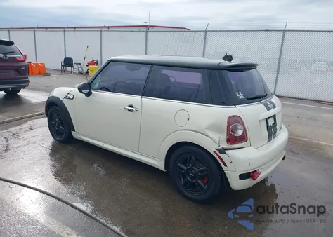 2011 Mini Cooper из США, поврежденный, VIN WMWSU3C52BT092653